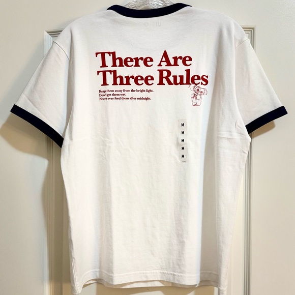 🔥NWT🔥 Uniqlo Warner Bros. Movie Gremlins Graphic Ringer Tee - Medium Blue/White - Picture 6 of 11